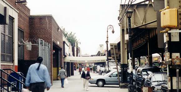 Broadway at 233rd St Facing North