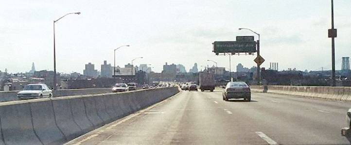 BQE I-278 Southbound through Greenpoint Brooklyn Image 2