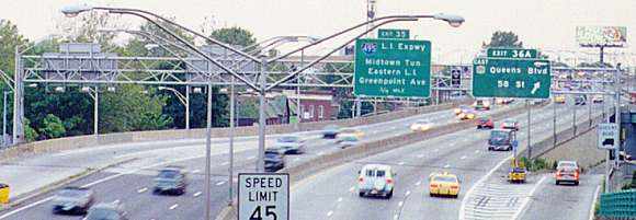 Brooklyn-Queens Expressway South from 65th Place Image 2