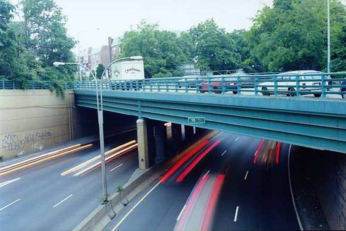 Brooklyn-Queens Expressway South at 70th Street Overpass Image 0