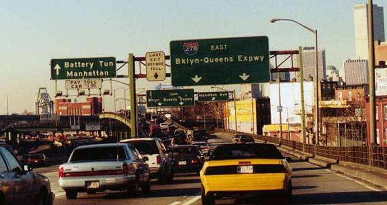 BQE I-278 Northbound at Battery Tunnel Plaza in Red Hook Image 0