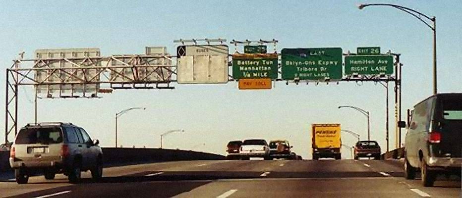 Brooklyn-Queens Expressway I-278 North Over Gowanus Viaduct Image 2