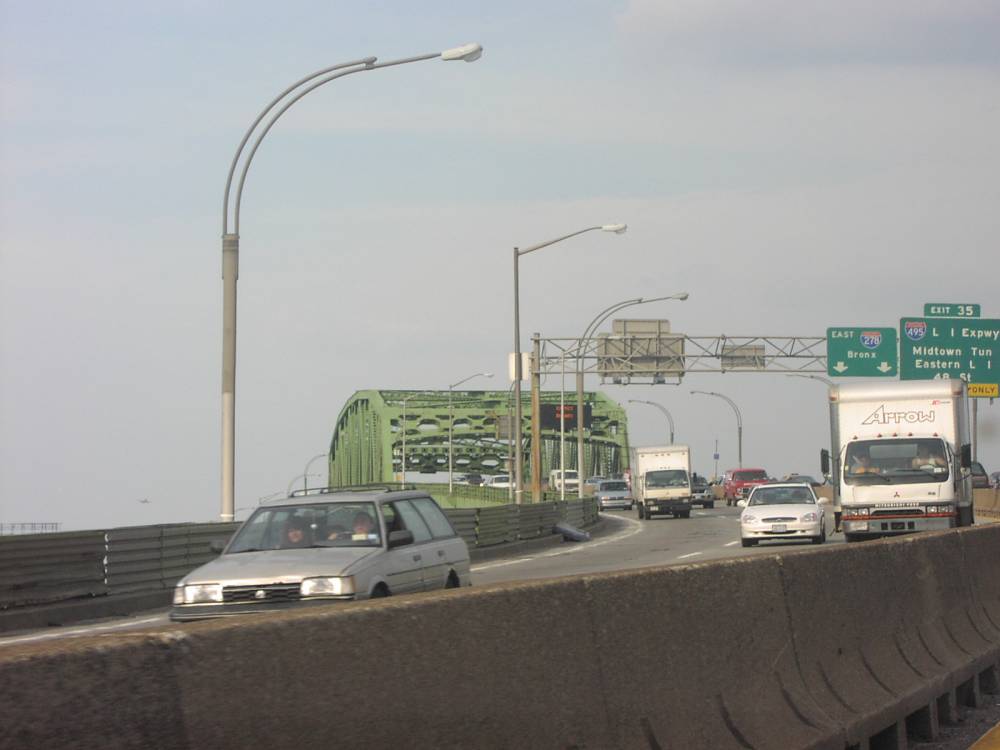 Brooklyn-Queens Expressway North Old Kosciuszko Bridge 2001 Image 2