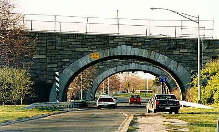 Grand Central Parkway West Jewel Avenue 69th Avenue Image 0