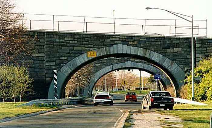 Grand Central Parkway West Jewel Avenue 69th Avenue Image 0