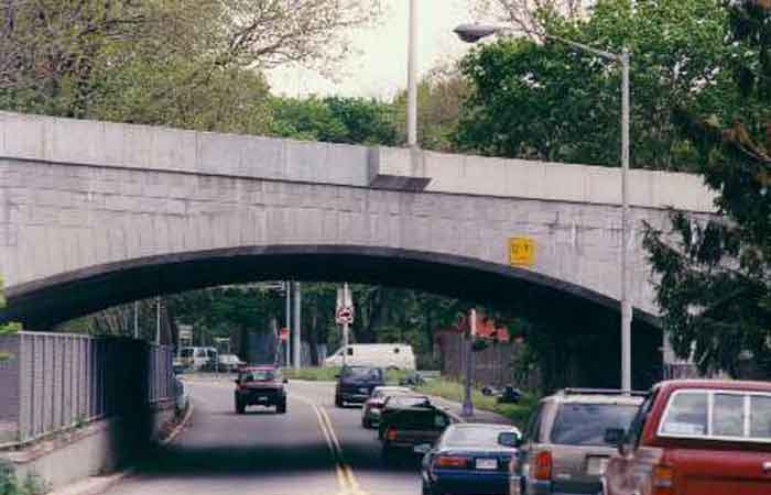 Jackie Robinson Parkway Highland Park Image 0