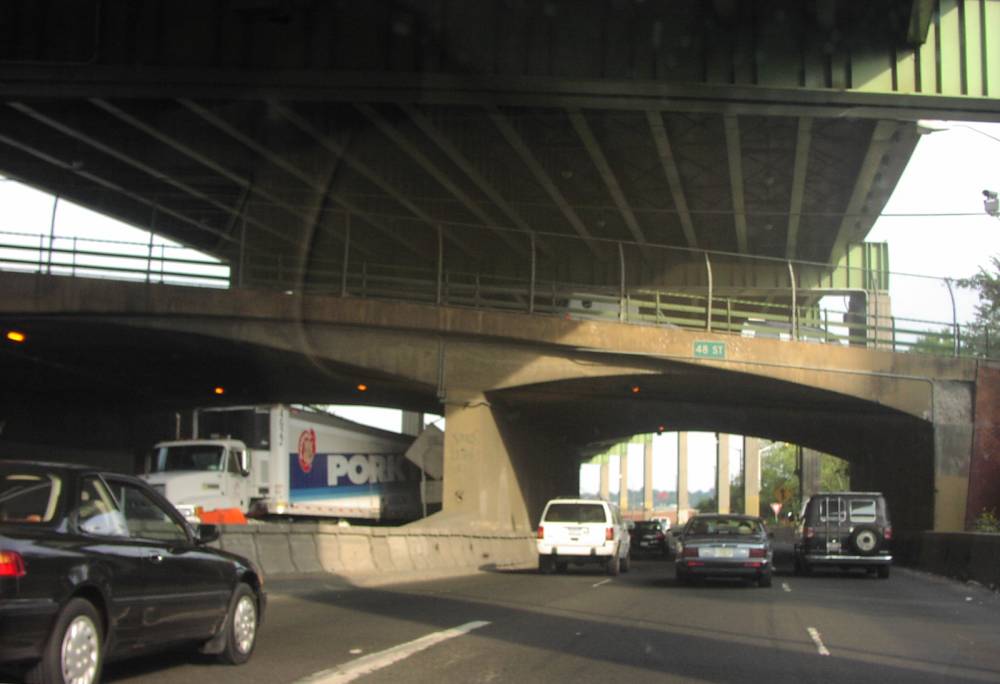 Long Island Expressway Entrance Ramp from BQE Exit 35 Image 3
