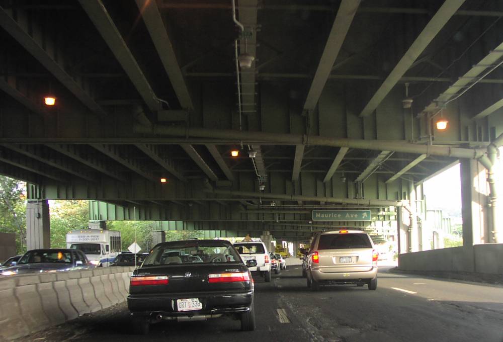 Long Island Expressway LIE Lower Deck East to Maurice Avenue Image 5